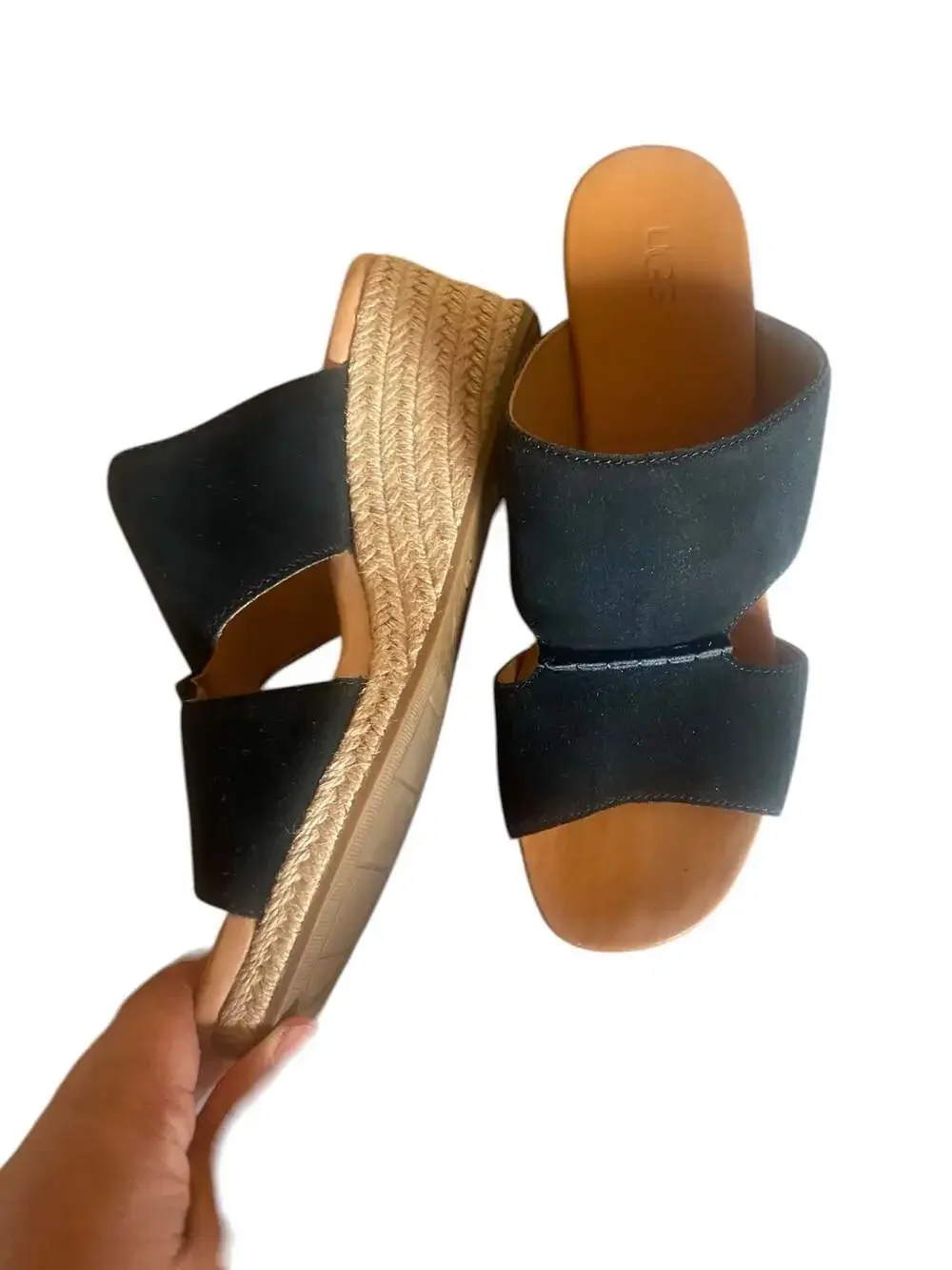 UGG elena black